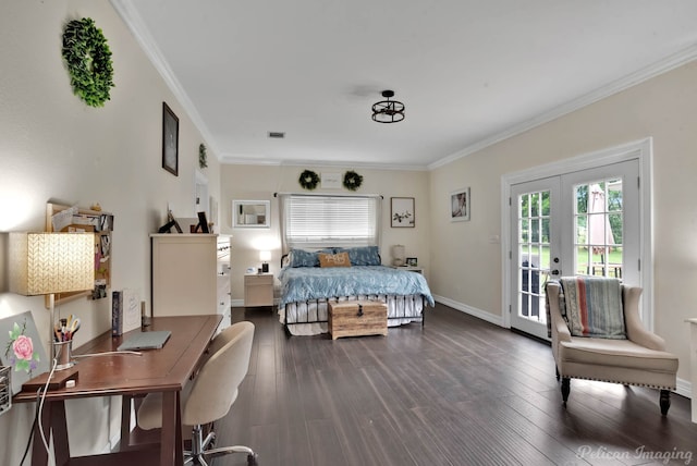 448 Kennie Rd, Shreveport, LA 71106 - bedroom featuring crown molding, access to outside, and multiple windows