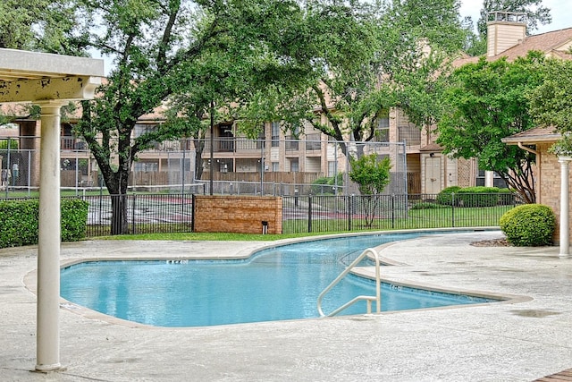 pool with fence