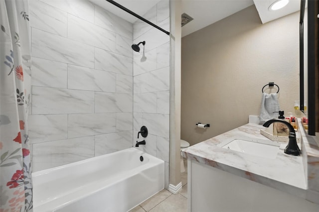 1501 SE 4th St, Grand Prairie, TX 75051 - full bathroom featuring shower / bath combo, vanity, and tile patterned flooring