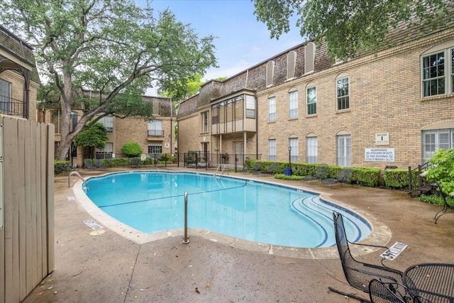 4312 Bellaire Dr S Unit 141, Fort Worth, TX 76109 - pool featuring fence