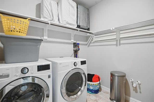 1331 Bailey Ln, Allen, TX 75013 - washroom with independent washer and dryer, laundry area, and baseboards