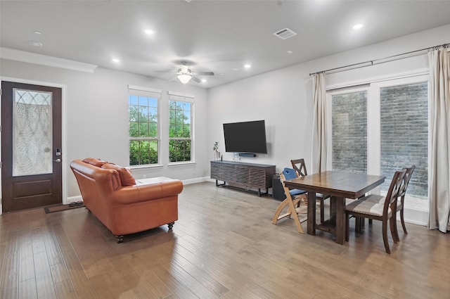 1331 Bailey Ln, Allen, TX 75013 - living area with recessed lighting, a ceiling fan, visible vents, and wood finished floors