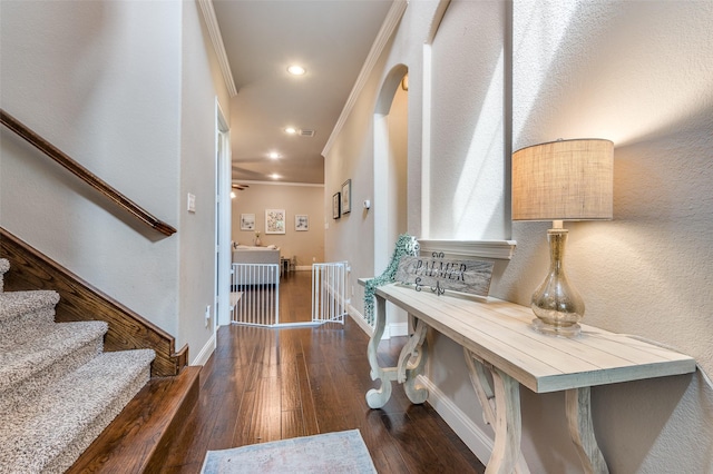 5019 Empire Way, Irving, TX 75038 - hall with hardwood / wood-style flooring, crown molding, recessed lighting, and baseboards