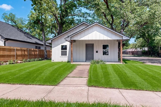1500 W Collin, Corsicana, TX 75110 - view of front of home with board and batten siding and covered porch