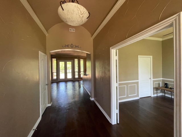 125 Rattling Antler Ct, Azle, TX 76020 - hallway with arched walkways, baseboards, dark wood-style floors, and visible vents