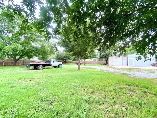 102 S Oak St, Paradise, TX 76073 - view of yard featuring an outbuilding