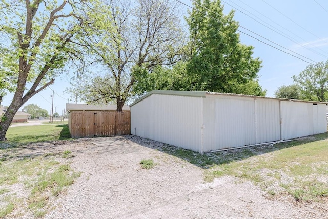 102 S Oak St, Paradise, TX 76073 - view of outbuilding