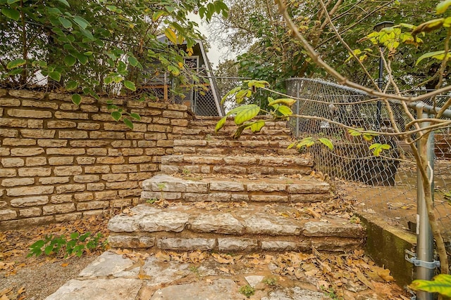 4306 Elmwood Ct, Granbury, TX 76049 - exterior details featuring fence