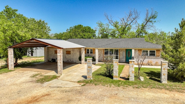 760 College Farm, Stephenville, TX 76401 - single story home featuring a carport and driveway