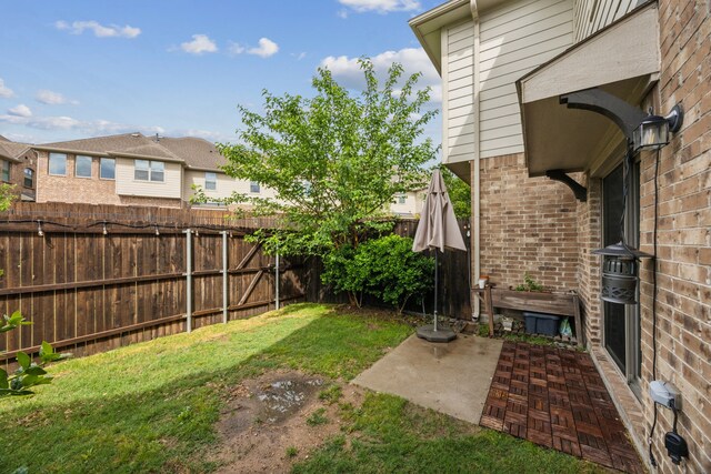 2321 Molly Ln, Plano, TX 75074 - view of yard with a fenced backyard and a patio area