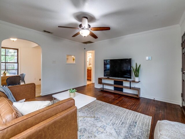 1727 Melbourne Ave, Dallas, TX 75224 - kitchen with a sink, stainless steel appliances, white cabinetry, under cabinet range hood, and visible vents