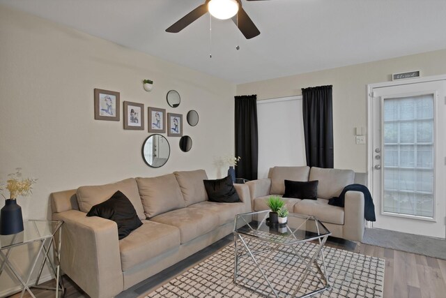 5652 Giddyup Ln, Fort Worth, TX 76179 - living room featuring wood finished floors and a ceiling fan