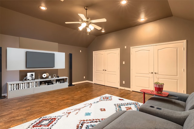 7955 Rasor Dr, Frisco, TX 75036 - living area featuring vaulted ceiling, wood finished floors, a ceiling fan, baseboards, and recessed lighting