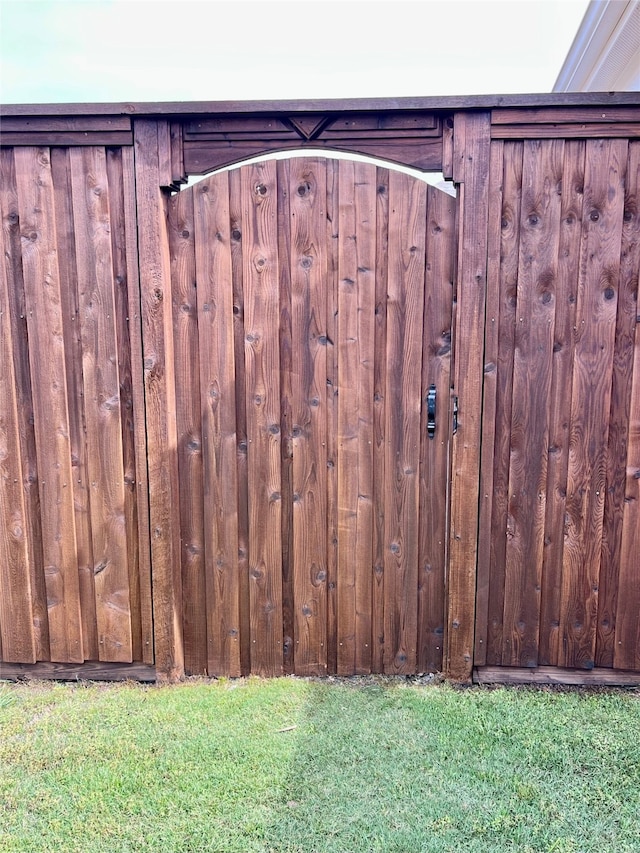 7955 Rasor Dr, Frisco, TX 75036 - view of gate