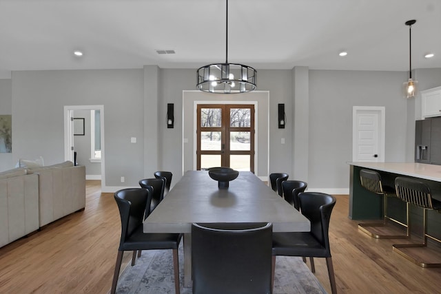 108 Grace View Rd, Weatherford, TX 76088 - dining area featuring visible vents, an inviting chandelier, light wood-style flooring, and recessed lighting