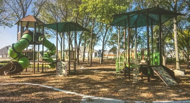 1823 Bell Ct, Van Alstyne, TX 75495 - view of community play area