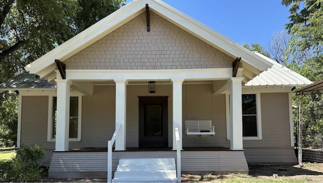 bungalow-style home featuring covered porch