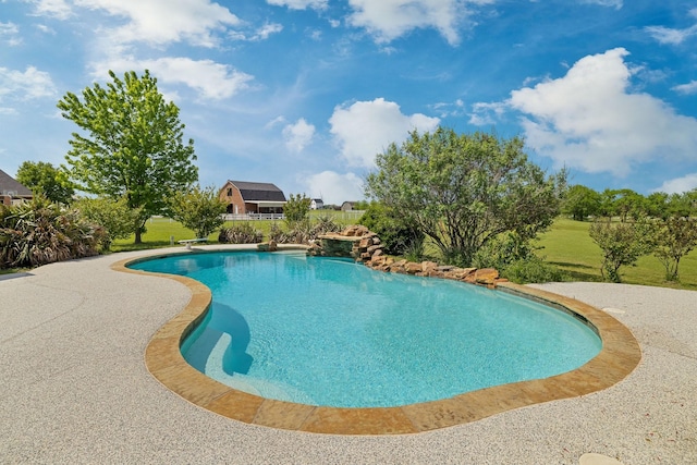 view of outdoor pool