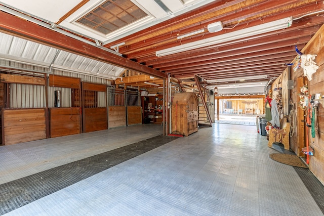 11900 Wind Hollow Ct, Tolar, TX 76476 - view of horse barn