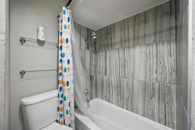 bathroom with a textured ceiling, toilet, and shower / tub combo with curtain