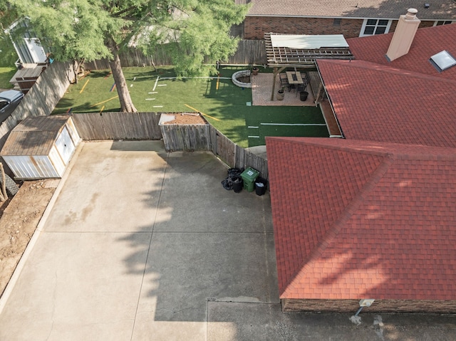 view of patio featuring a fenced backyard