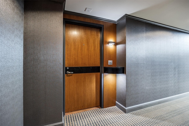 3030 Mckinney Ave Unit 1804, Dallas, TX 75204 - elevator featuring carpet flooring and baseboards