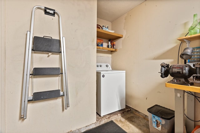 washroom featuring washer / dryer