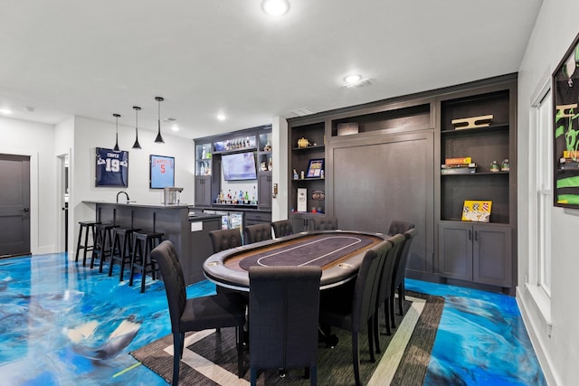 2214 Norwood St, Sherman, TX 75092 - interior space featuring recessed lighting, visible vents, indoor wet bar, and built in shelves