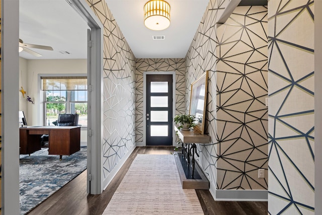4801 Park View Pl, Arlington, TX 76005 - entryway featuring wood finished floors, visible vents, ceiling fan, and wallpapered walls