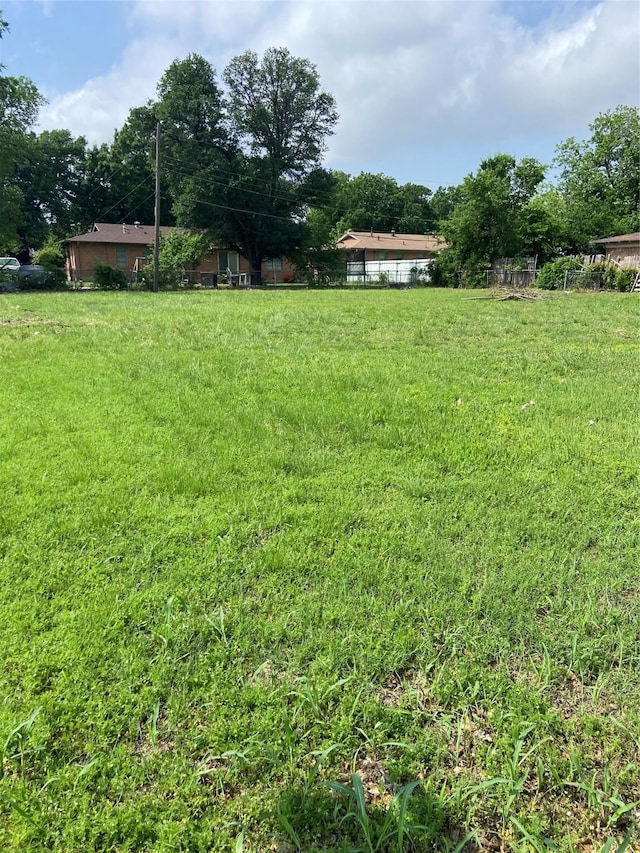 5428 Stephanie Dr, Haltom City, TX 76117