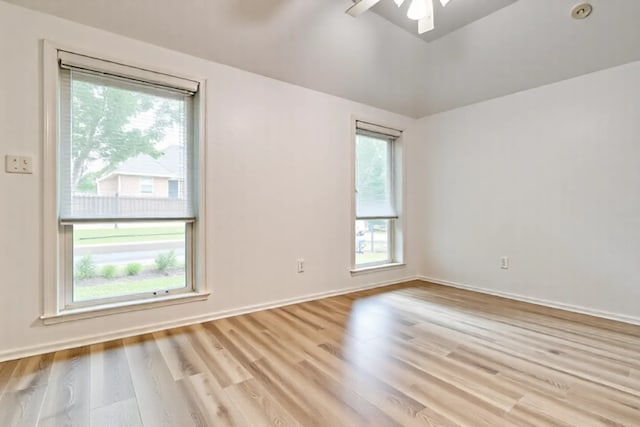 1415 Lowes Farm Pkwy, Mansfield, TX 76063 - unfurnished room featuring wood finished floors and a ceiling fan