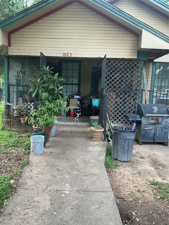 1023 Gallagher St, Dallas, TX 75212 - view of back of house