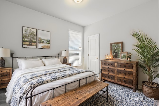 view of carpeted bedroom