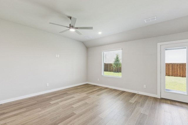 6517 Colt Ranch Rd, Fort Worth, TX 76036 - empty room with light wood finished floors, vaulted ceiling, ceiling fan, and recessed lighting