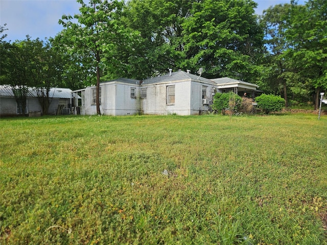 715 W Kaufman St, Paris, TX 75460 - view of yard