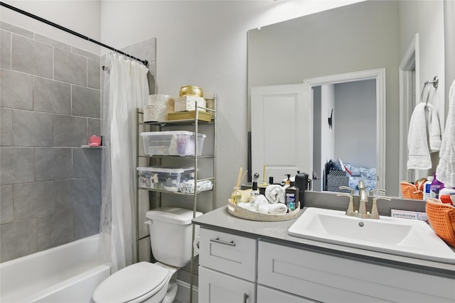 1164 Red Hawk Ln, Forney, TX 75126 - full bath featuring toilet, shower / bathtub combination with curtain, and vanity