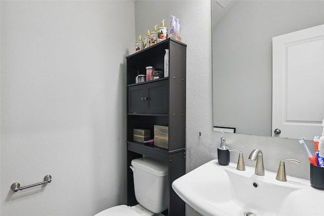 1164 Red Hawk Ln, Forney, TX 75126 - half bath with toilet and a sink