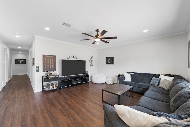 living room featuring wood finished floors, visible vents, and recessed lighting