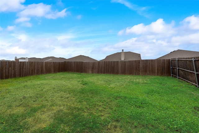 1015 Norias Dr, Forney, TX 75126 - view of yard