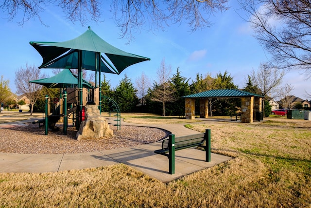 1015 Norias Dr, Forney, TX 75126 - communal playground with a gazebo and a lawn