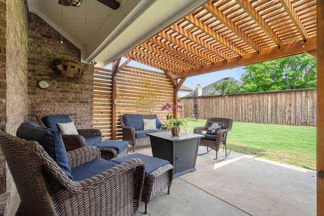 view of patio with outdoor lounge area, a ceiling fan, a pergola, and a fenced backyard
