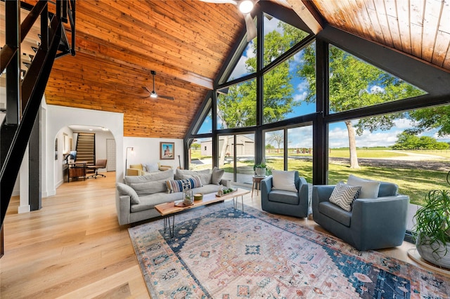 sunroom / solarium with arched walkways
