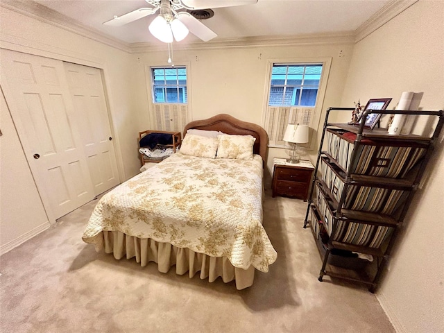 6114 Verona Ln, Shreveport, LA 71105 - bedroom with carpet flooring, a closet, crown molding, and ceiling fan