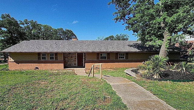 440 Wildwood Ln, Burleson, TX 76028 - single story home featuring a front lawn and brick siding