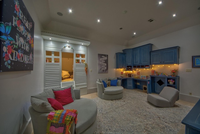 9 Victory Ln, Double Oak, TX 75077 - living area with baseboards, recessed lighting, and a raised ceiling