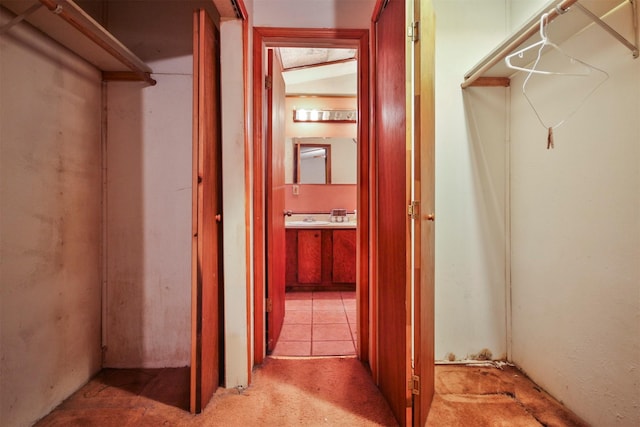 3412 Tin Top Rd, Weatherford, TX 76087 - spacious closet featuring a sink