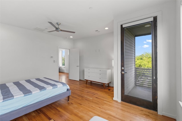 bedroom featuring visible vents, light wood-style floors, access to exterior, recessed lighting, and a ceiling fan