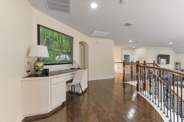 home office with visible vents, recessed lighting, dark wood-style floors, and built in desk