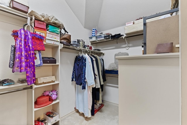 125 Deer Stream Ct, Azle, TX 76020 - spacious closet featuring carpet