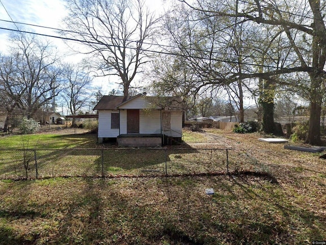 407 W 81st St, Shreveport, LA 71106 - exterior space featuring fence private yard